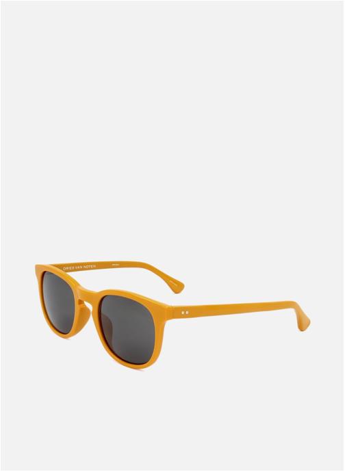Linda Farrow Lunettes de soleil homme jaune