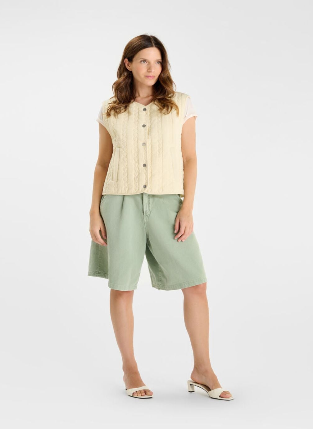 Vestes Veste sans manches GUDRA White femme blanc Le temps des cerises Vestes Veste sans manches GUDRA White femme blanc Blanc