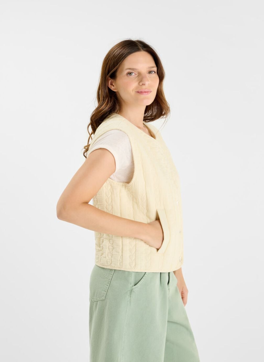 Vestes Veste sans manches GUDRA White femme blanc Le temps des cerises Vestes Veste sans manches GUDRA White femme blanc Blanc