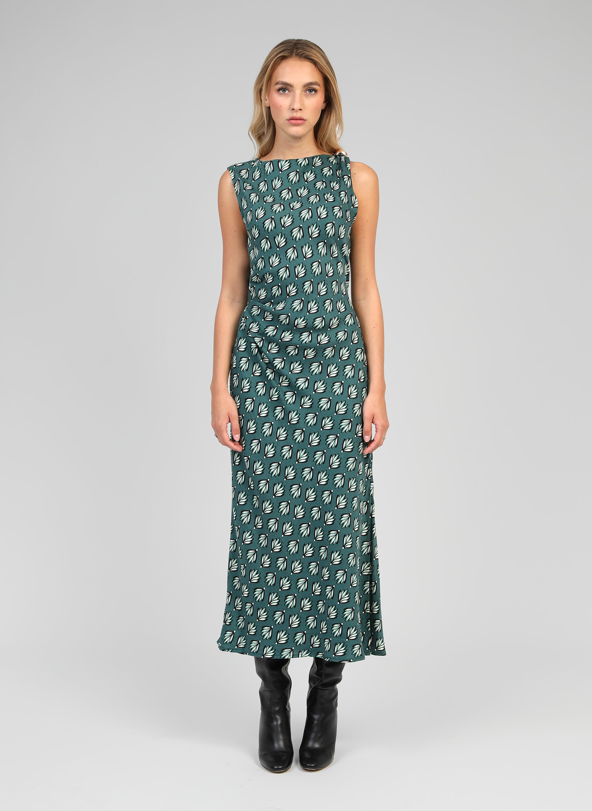 Robes ROBE MIDI MIRKALA zack vert femme vert An'ge Robes ROBE MIDI MIRKALA zack vert femme vert Vert