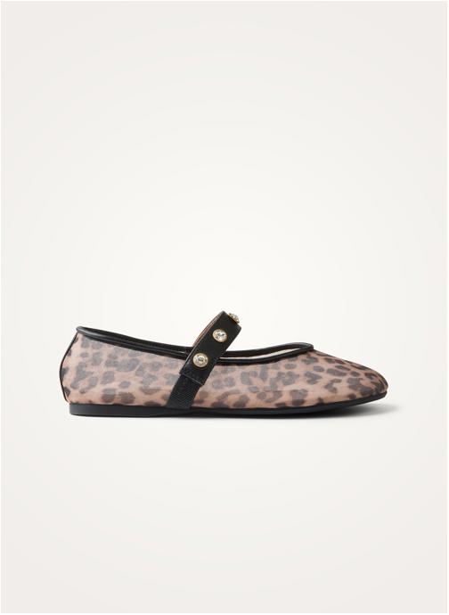 Vanessa Wu Ballerines classiques Vanessa Wu femme marron