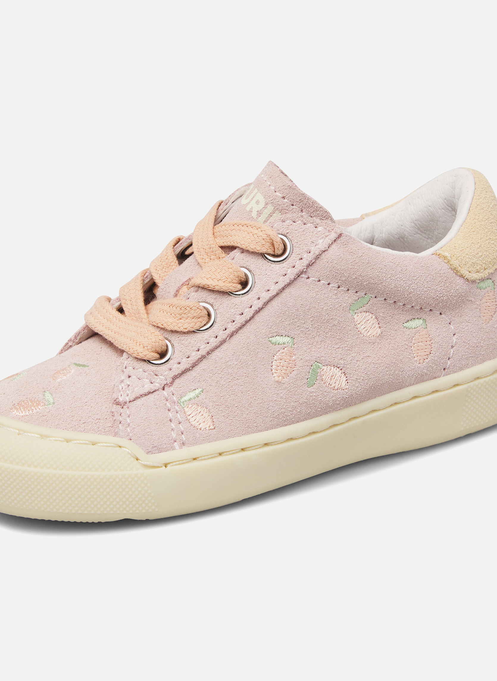 Baskets basses Sneakers EINDHOVEN 2 EMBR.ZIP. Rose-Vanille fille rose Naturino Baskets basses Sneakers EINDHOVEN 2 EMBR.ZIP. Rose-Vanille fille rose Rose clair