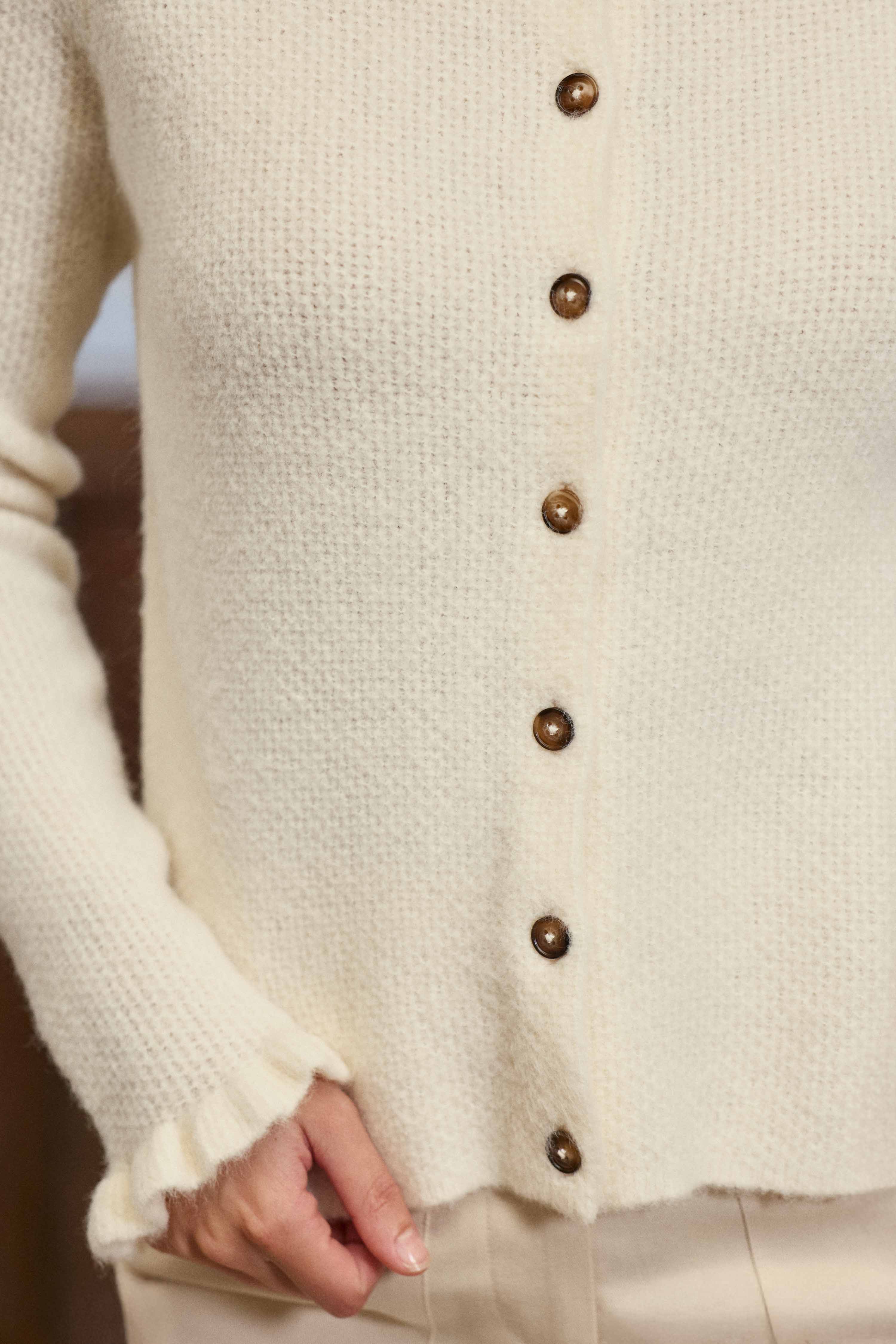 Gilets Gilet - MUDY - 11-ecru femme beige La Petite Etoile Gilets Gilet - MUDY - 11-ecru femme beige Ecru