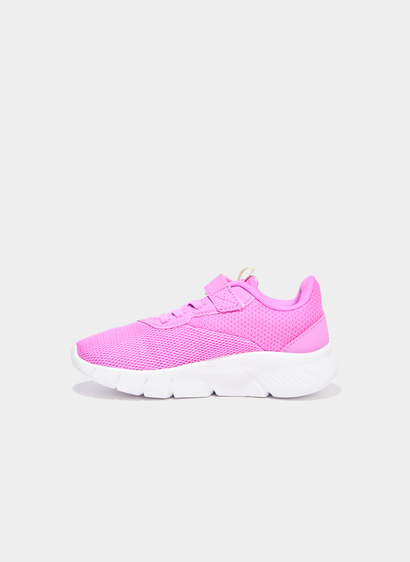 Baskets basses FLEXFOCUS_S_PF_RUN_252 fille rose Puma Baskets basses FLEXFOCUS_S_PF_RUN_252 fille rose Rose foncé