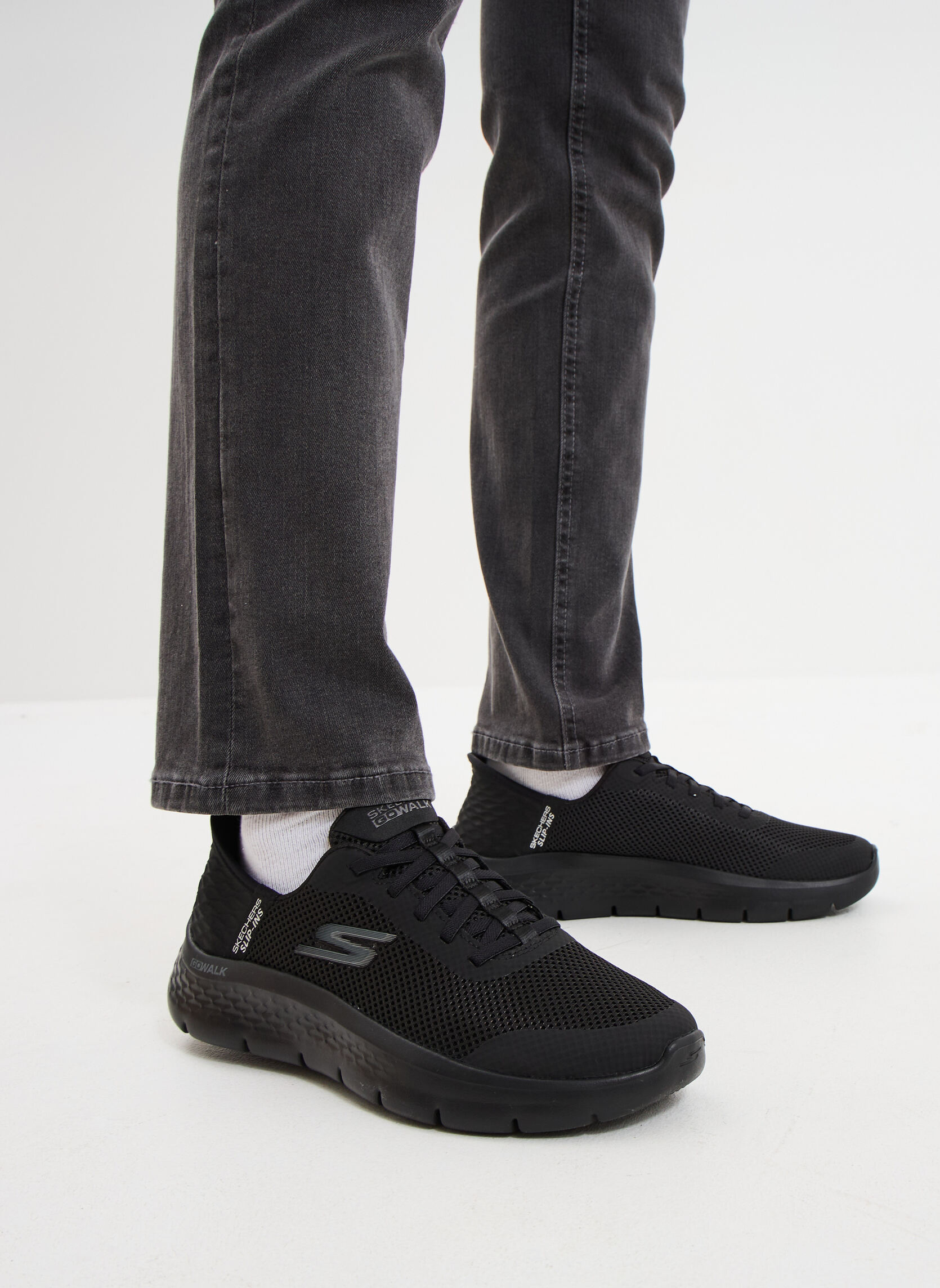 Baskets basses GOWALKFLEX_S_F_RUN_252 femme noir Skechers Baskets basses GOWALKFLEX_S_F_RUN_252 femme noir Noir