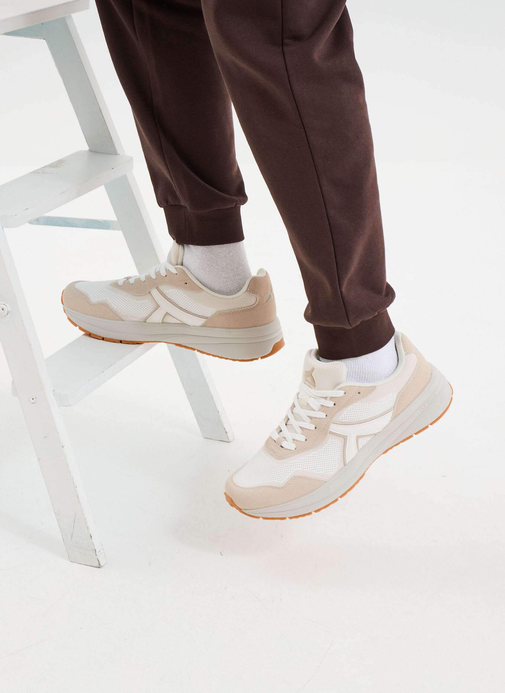 Baskets basses REVOLV_S_H_RUN_0_252 homme beige ATEMI Baskets basses REVOLV_S_H_RUN_0_252 homme beige Beige