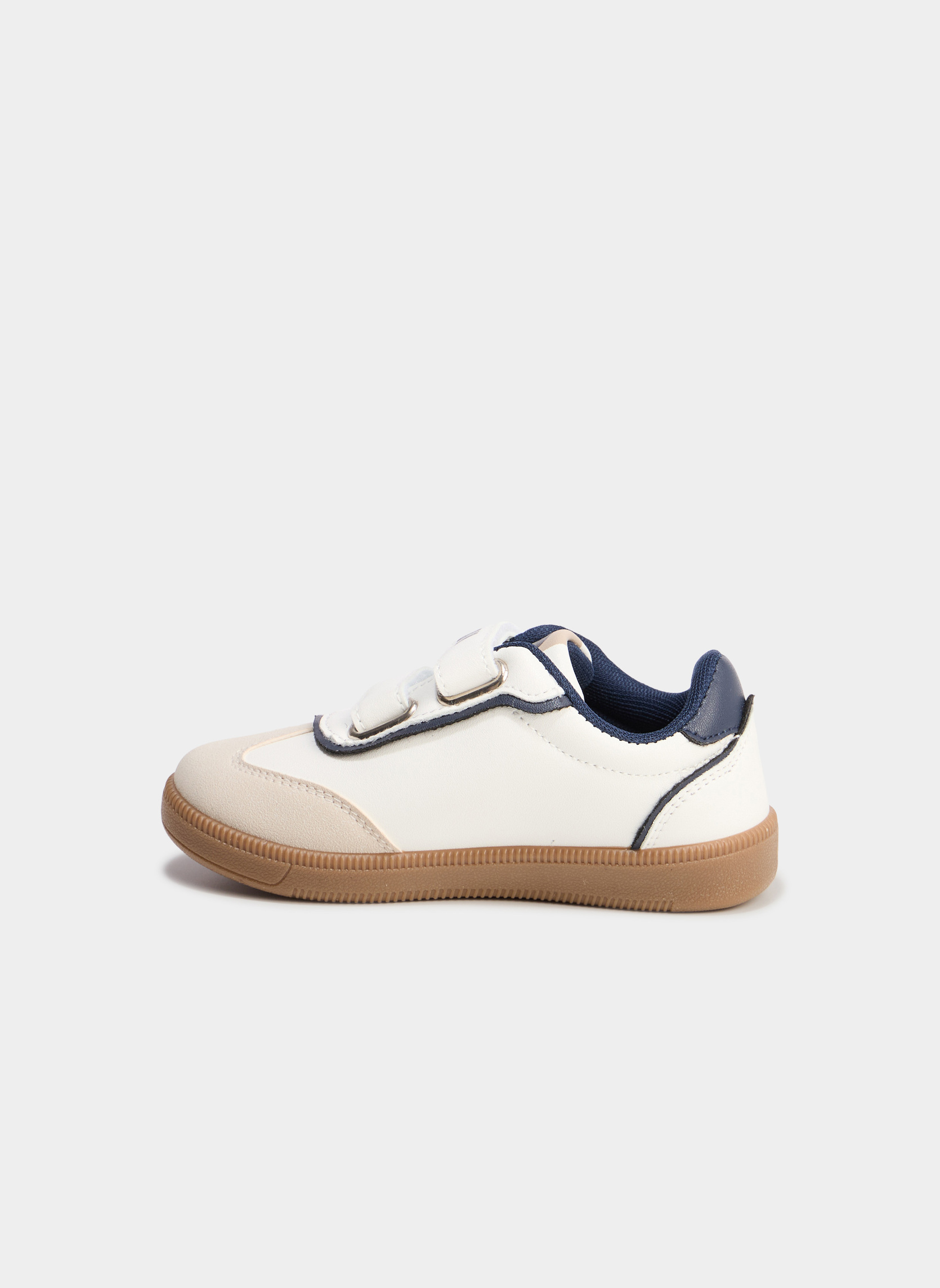 Baskets basses TPIKAT_S_MG_TB_252 garçon blanc Pokemon Baskets basses TPIKAT_S_MG_TB_252 garçon blanc Blanc