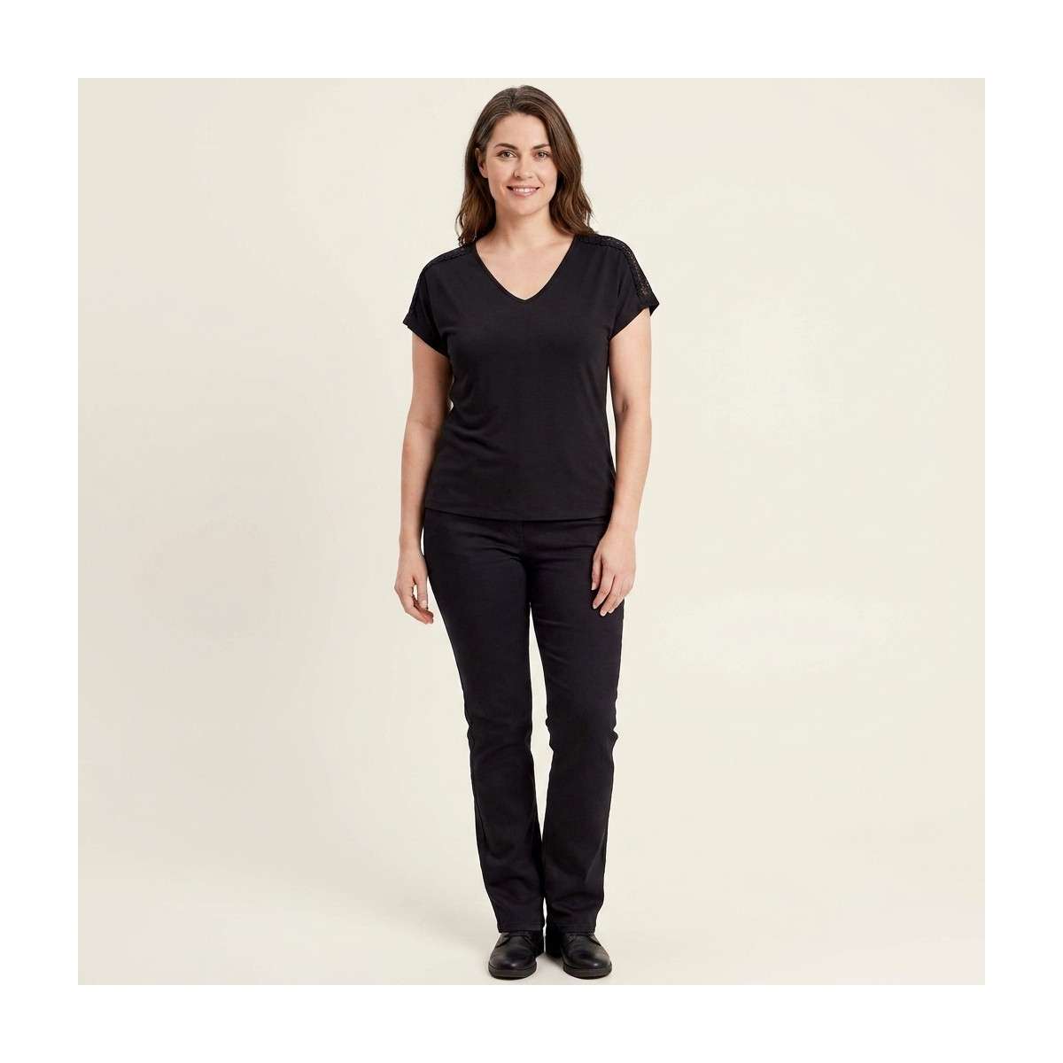 Tee-shirts T-shirt col v ajusté - 15369552 femme noir ONLY CARMAKOMA Tee-shirts T-shirt col v ajusté - 15369552 femme noir Noir