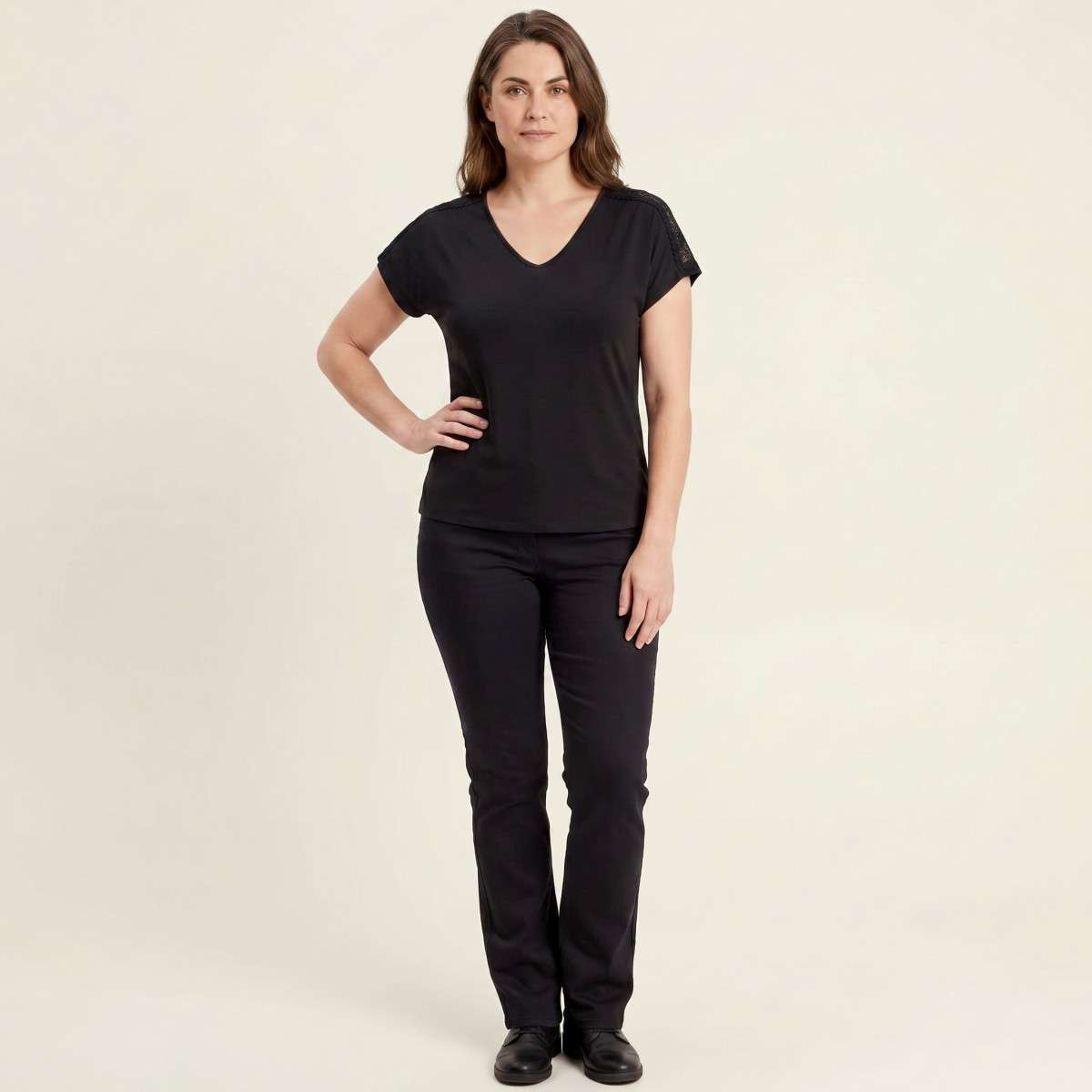 Tee-shirts T-shirt col v ajusté - 15369552 femme noir ONLY CARMAKOMA Tee-shirts T-shirt col v ajusté - 15369552 femme noir Noir