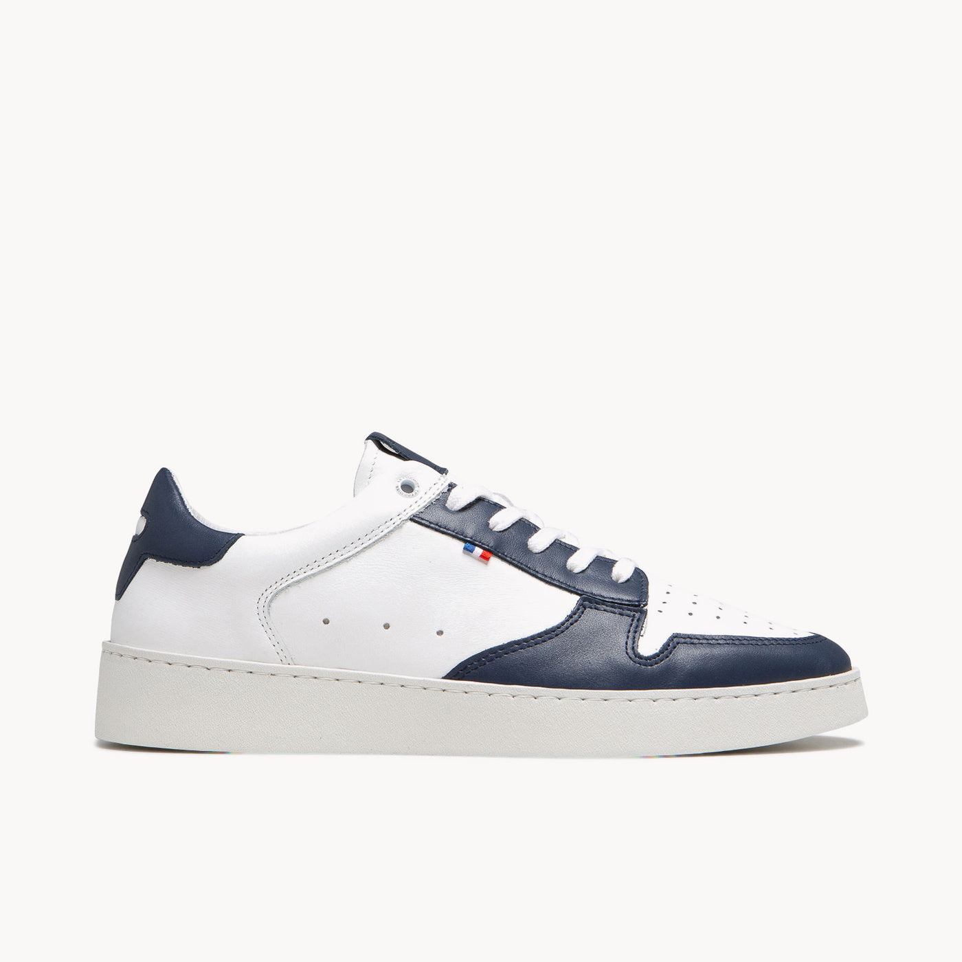 Baskets basses BASKET LUCAS 3 BLANC+MARINE homme blanc Le Formier Baskets basses BASKET LUCAS 3 BLANC+MARINE homme blanc Blanc