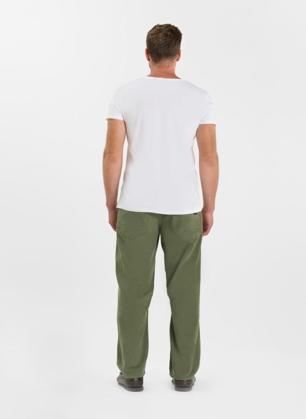 Pantalons droits Pantalon loose Khaki homme vert Le temps des cerises Pantalons droits Pantalon loose Khaki homme vert Kaki