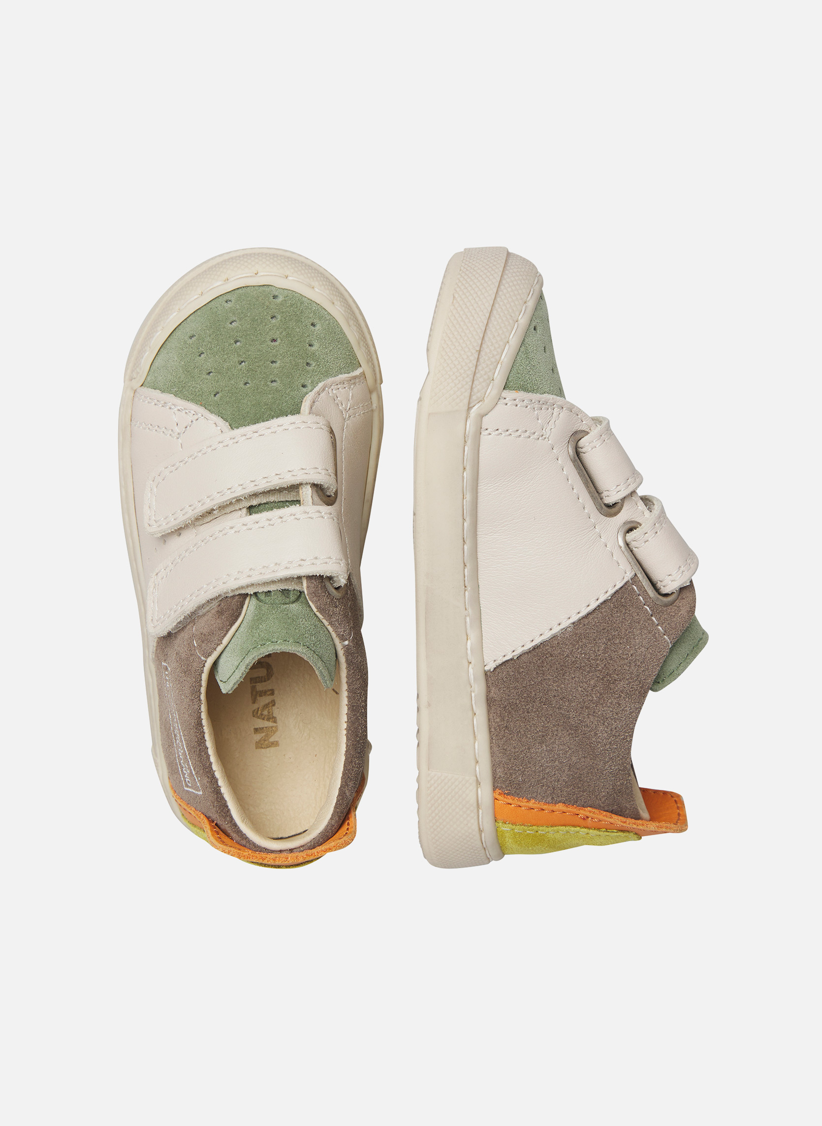 Baskets basses Sneakers TRAJAN VL Blanc crème-Vert olive garçon blanc Naturino Baskets basses Sneakers TRAJAN VL Blanc crème-Vert olive garçon blanc Blanc & vert