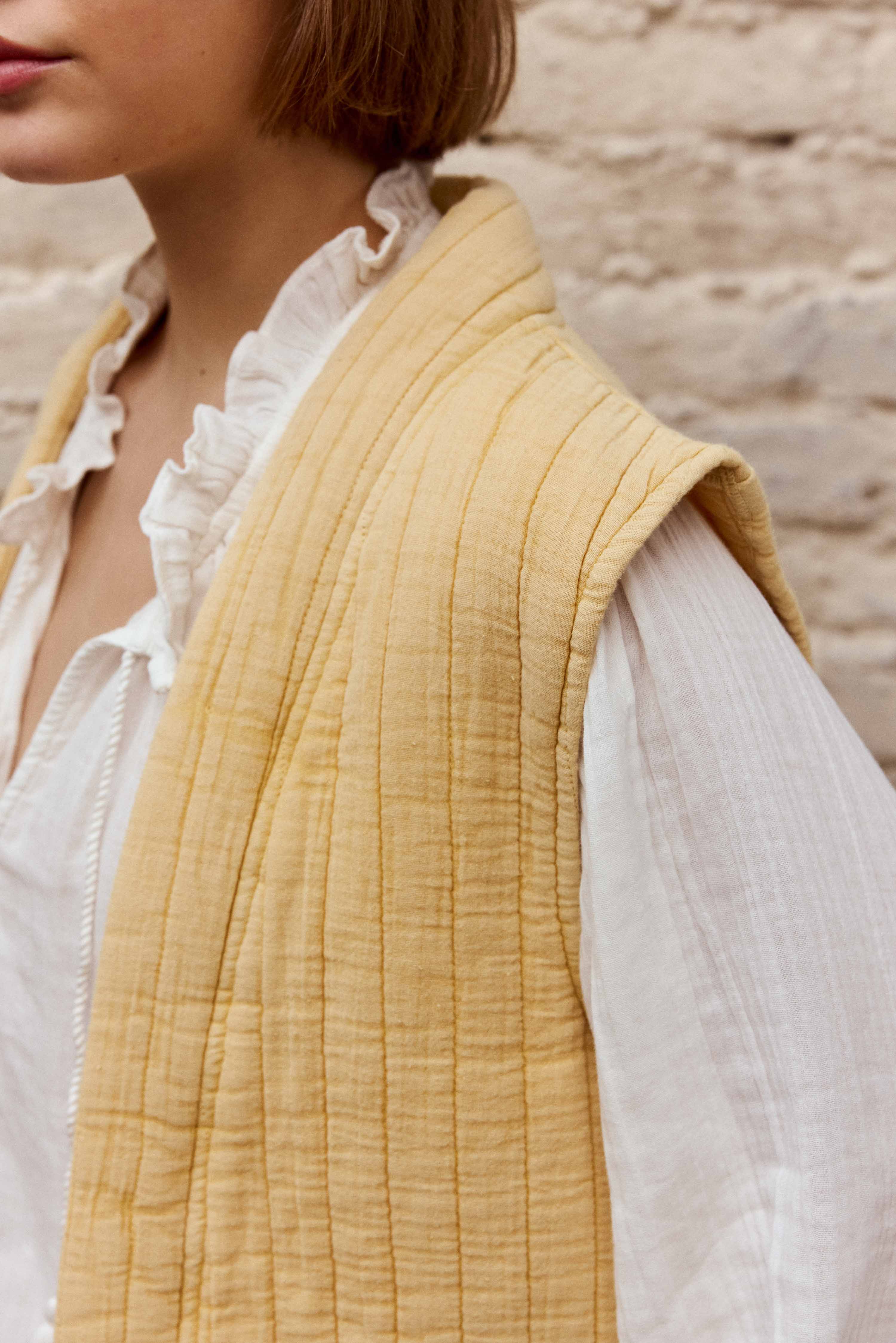 Gilets Gilet - VIVIE - 60-jaune femme jaune La Petite Etoile Gilets Gilet - VIVIE - 60-jaune femme jaune Jaune