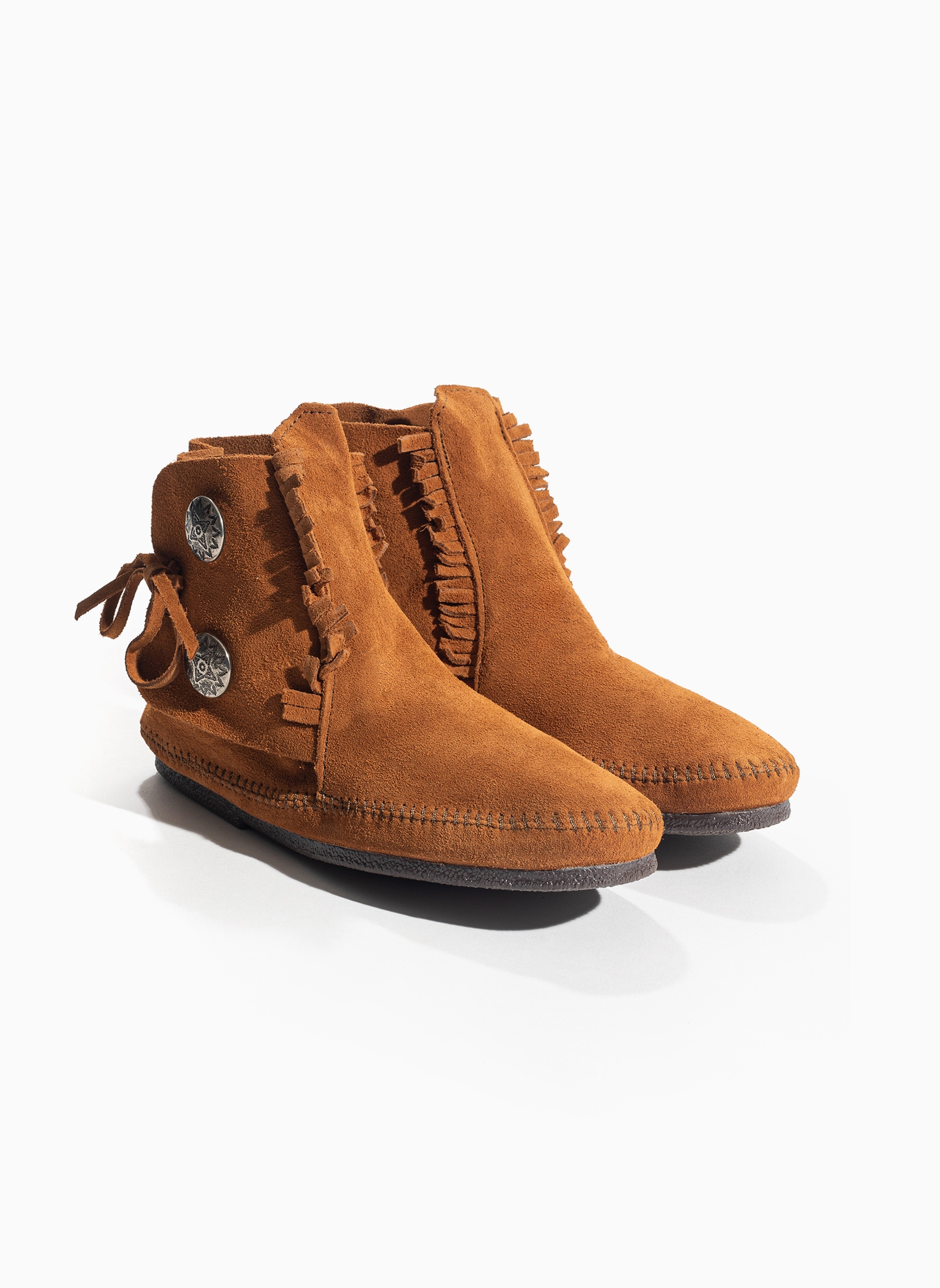Bottines et boots en daim TWO BUTTON HARDSOLE homme marron Minnetonka Bottines et boots en daim TWO BUTTON HARDSOLE homme marron Marron