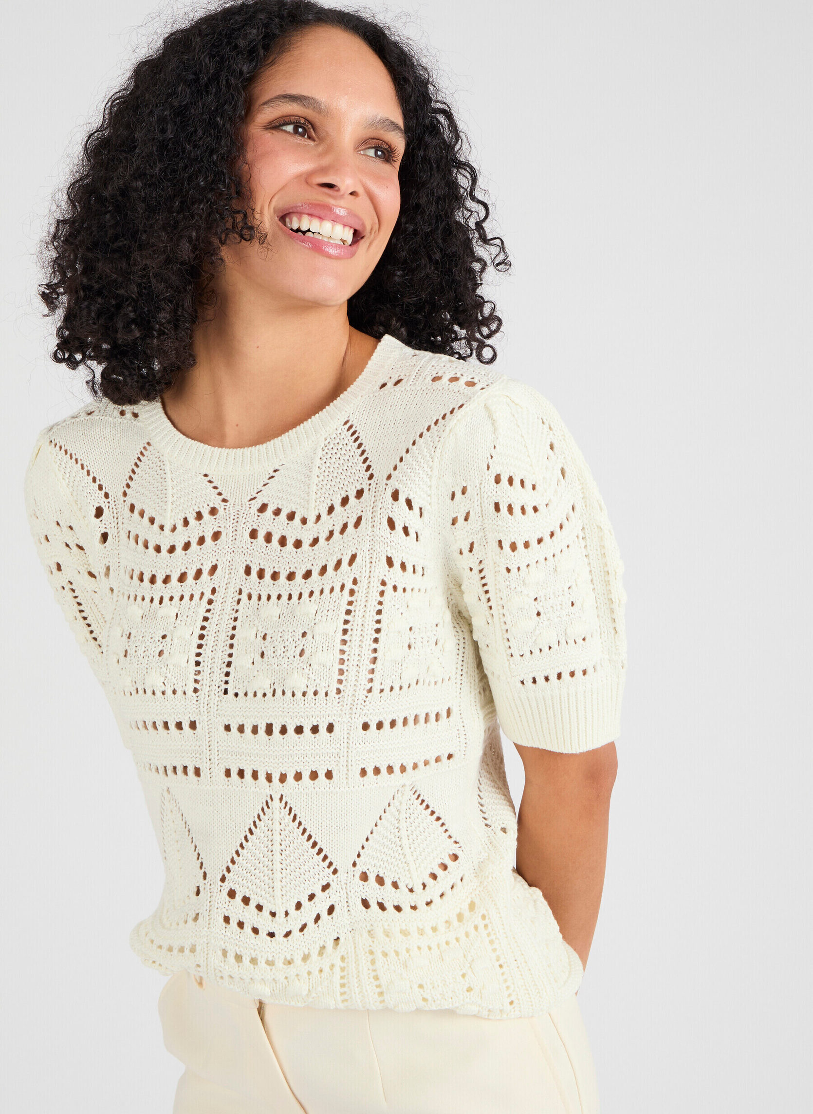 Pulls 76942 femme beige Damart Pulls 76942 femme beige Ecru