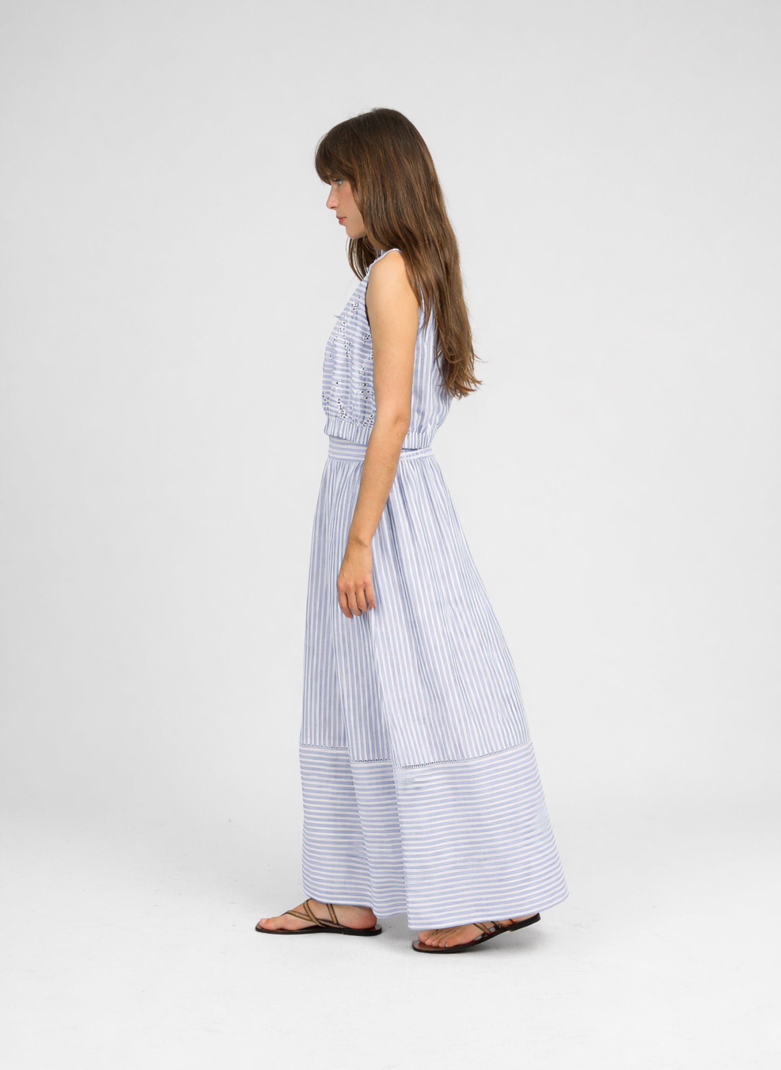 Jupes mi-longues JUPE MIDI RALYTA bleu femme bleu An'ge Jupes mi-longues JUPE MIDI RALYTA bleu femme bleu Bleu