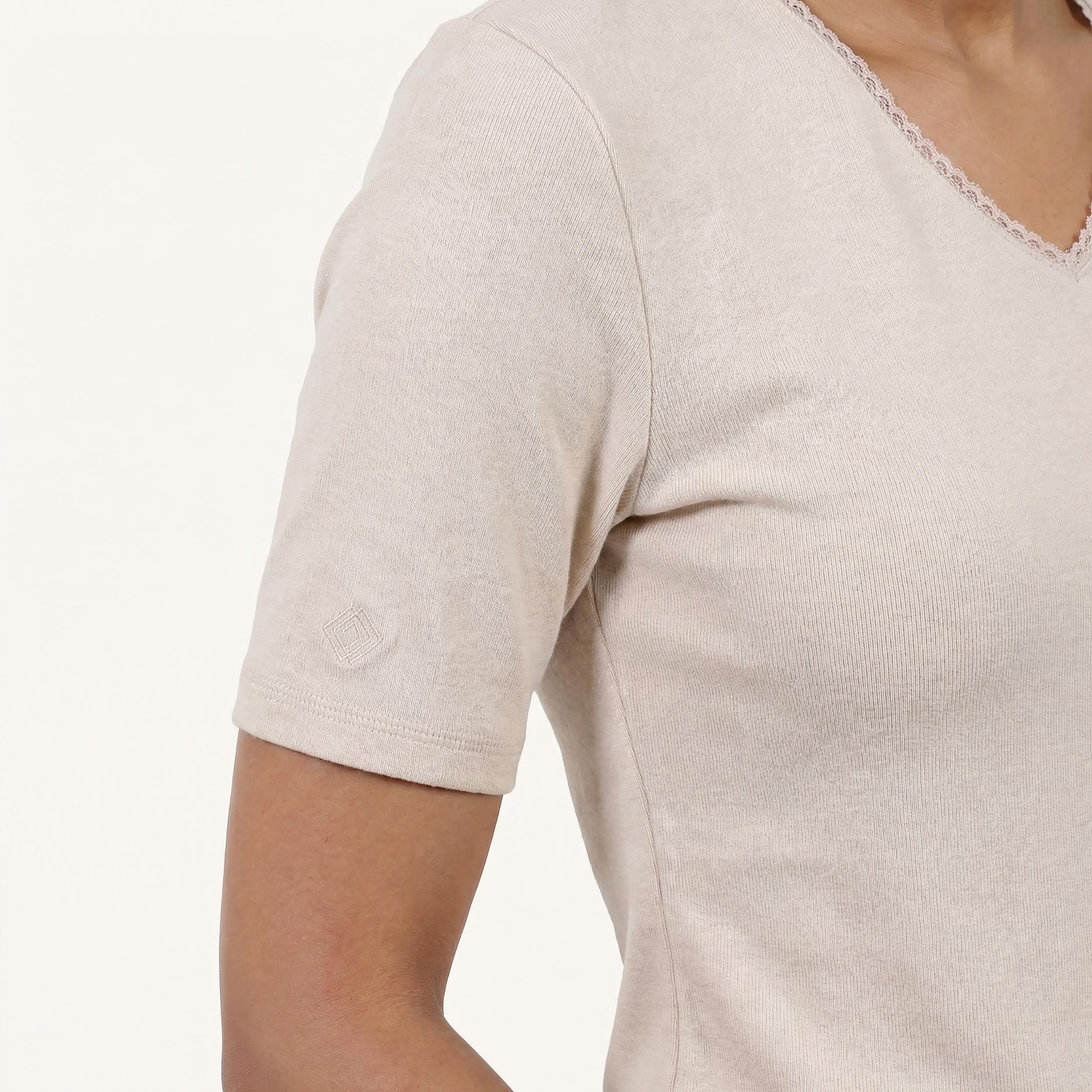 Tee-shirts T-shirt à manches courtes Femme Gris chiné femme beige Isotoner Tee-shirts T-shirt à manches courtes Femme Gris chiné femme beige Beige