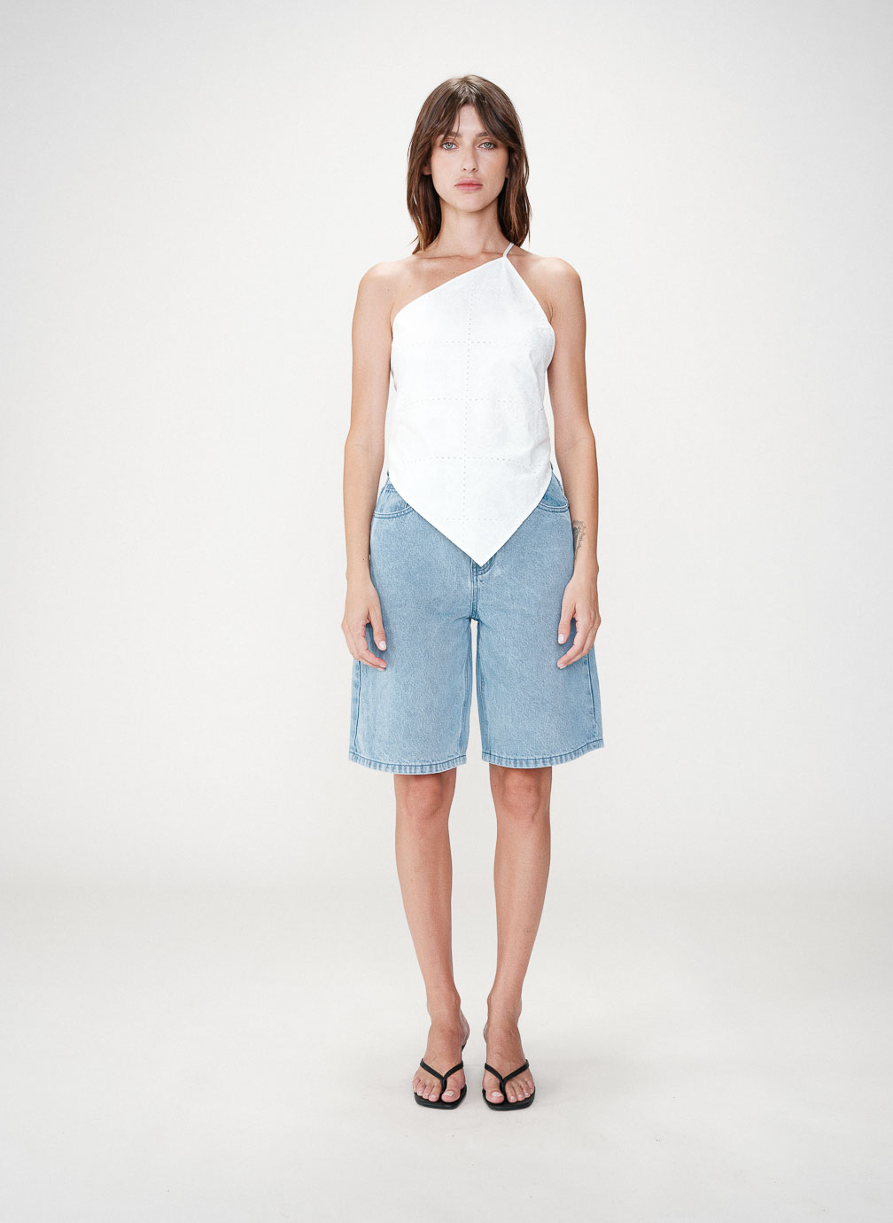 Tops Top en coton brodé asymétrique dos nu white Waiting femme blanc Grace & Mila Tops Top en coton brodé asymétrique dos nu white Waiting femme blanc Blanc