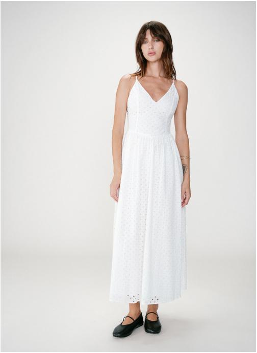 Grace & Mila Robes Robe longue évasée col V en broderie anglaise white Wimala femme blanc