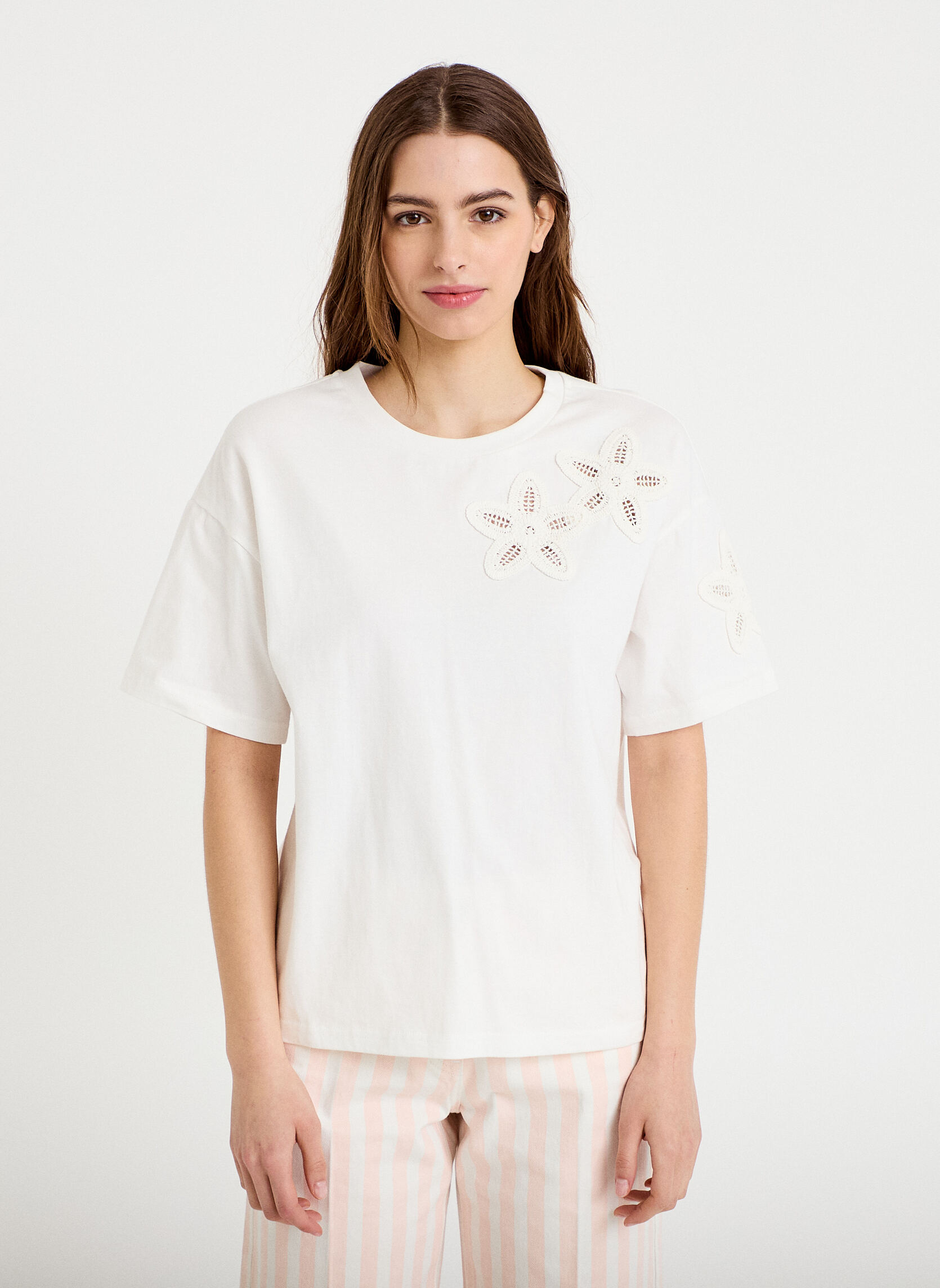 Tee-shirts TKTEEPATCH femme blanc Cache Cache Tee-shirts TKTEEPATCH femme blanc Blanc