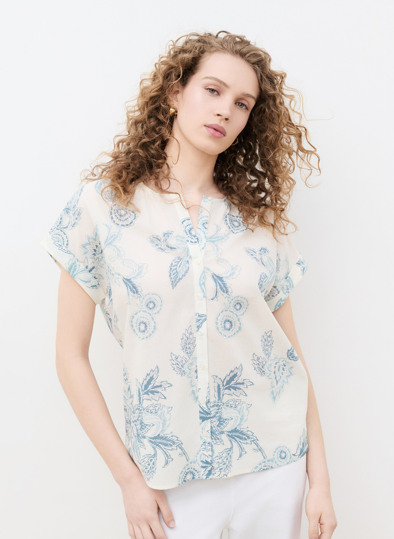 Chemises 261C-COLOMBE femme blanc Caroll Chemises 261C-COLOMBE femme blanc Blanc & bleu
