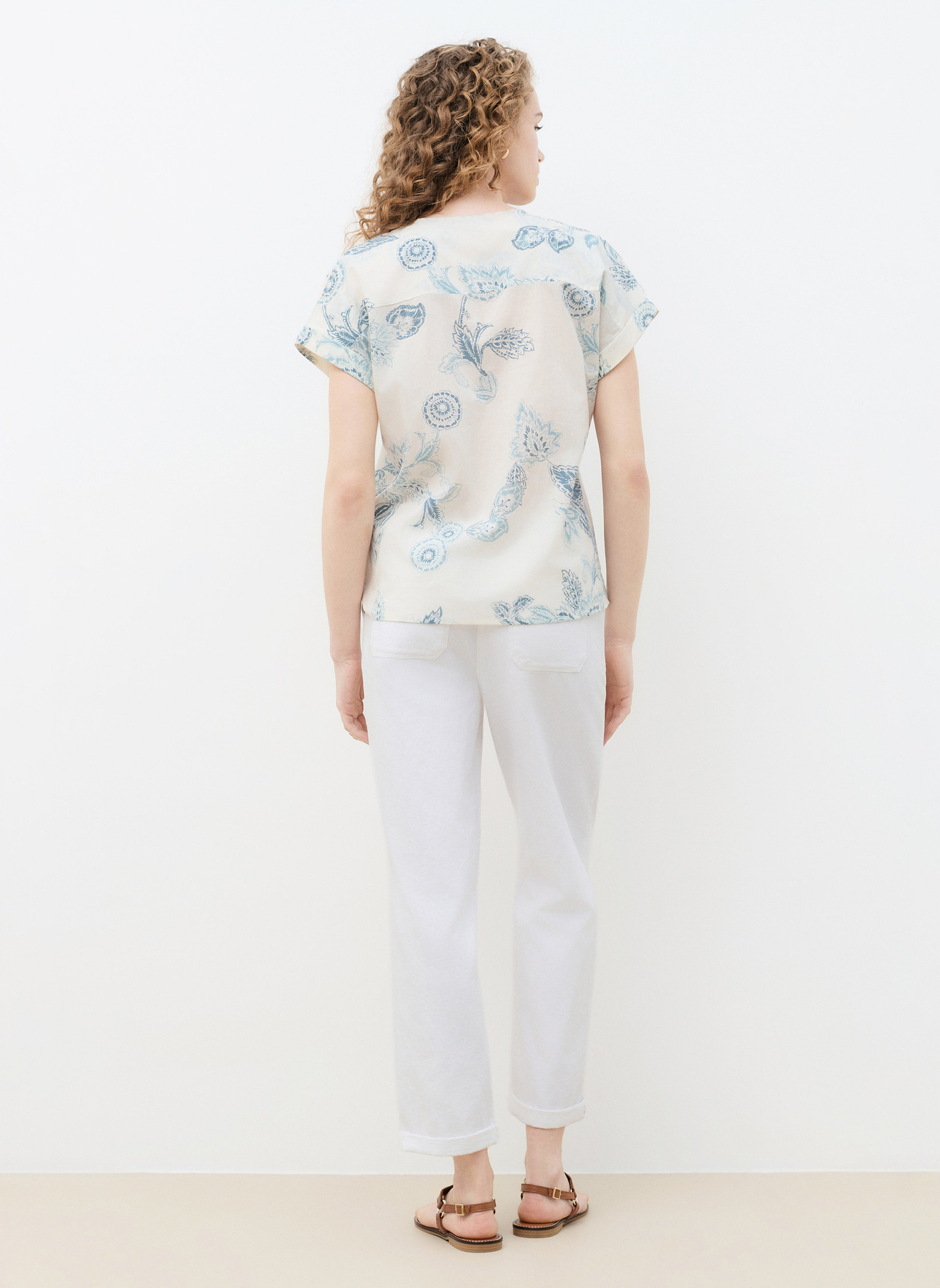 Chemises 261C-COLOMBE femme blanc Caroll Chemises 261C-COLOMBE femme blanc Blanc & bleu