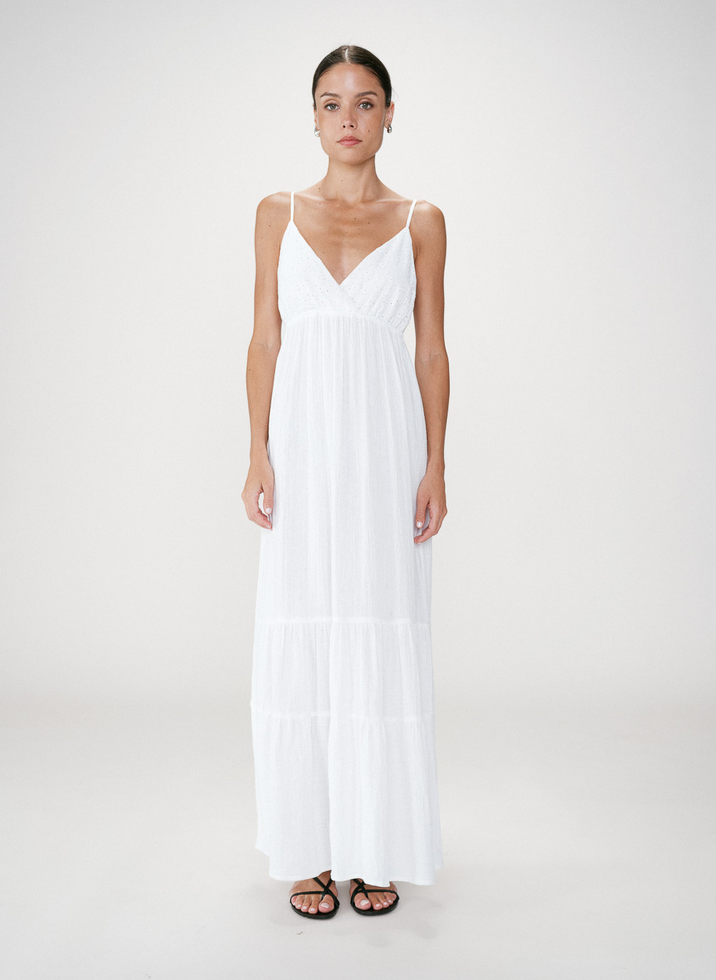 Robes Robe longue fluide en coton col V à bretelles white Wynora femme blanc Grace & Mila Robes Robe longue fluide en coton col V à bretelles white Wynora femme blanc Blanc