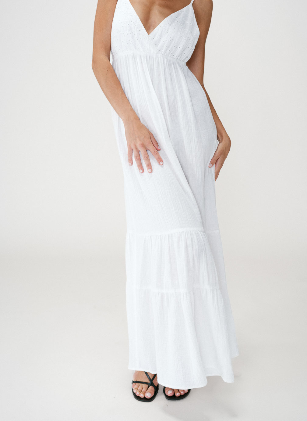 Robes Robe longue fluide en coton col V à bretelles white Wynora femme blanc Grace & Mila Robes Robe longue fluide en coton col V à bretelles white Wynora femme blanc Blanc