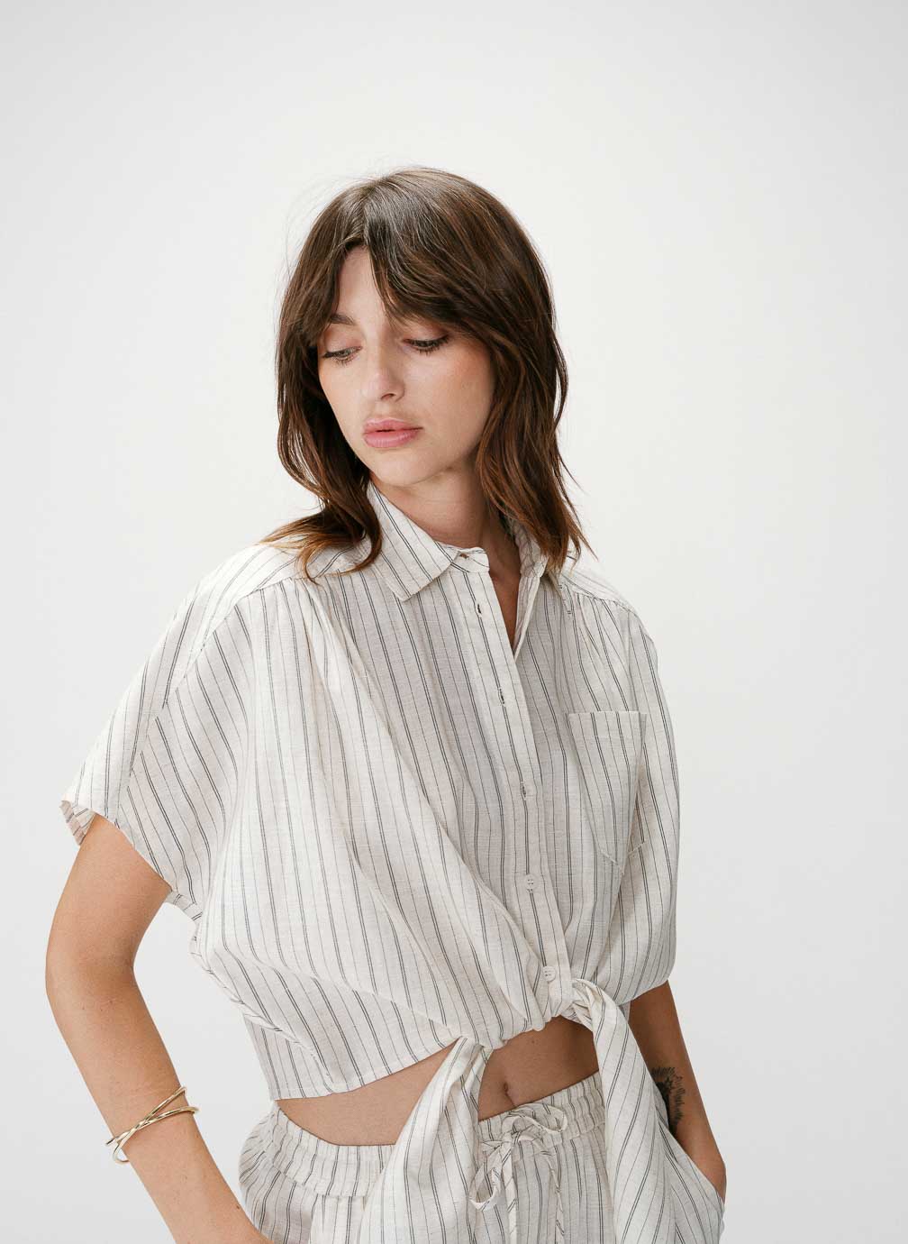 Tops Chemise oversize rayée à nouer sable Wendee femme beige Grace & Mila Tops Chemise oversize rayée à nouer sable Wendee femme beige Sable