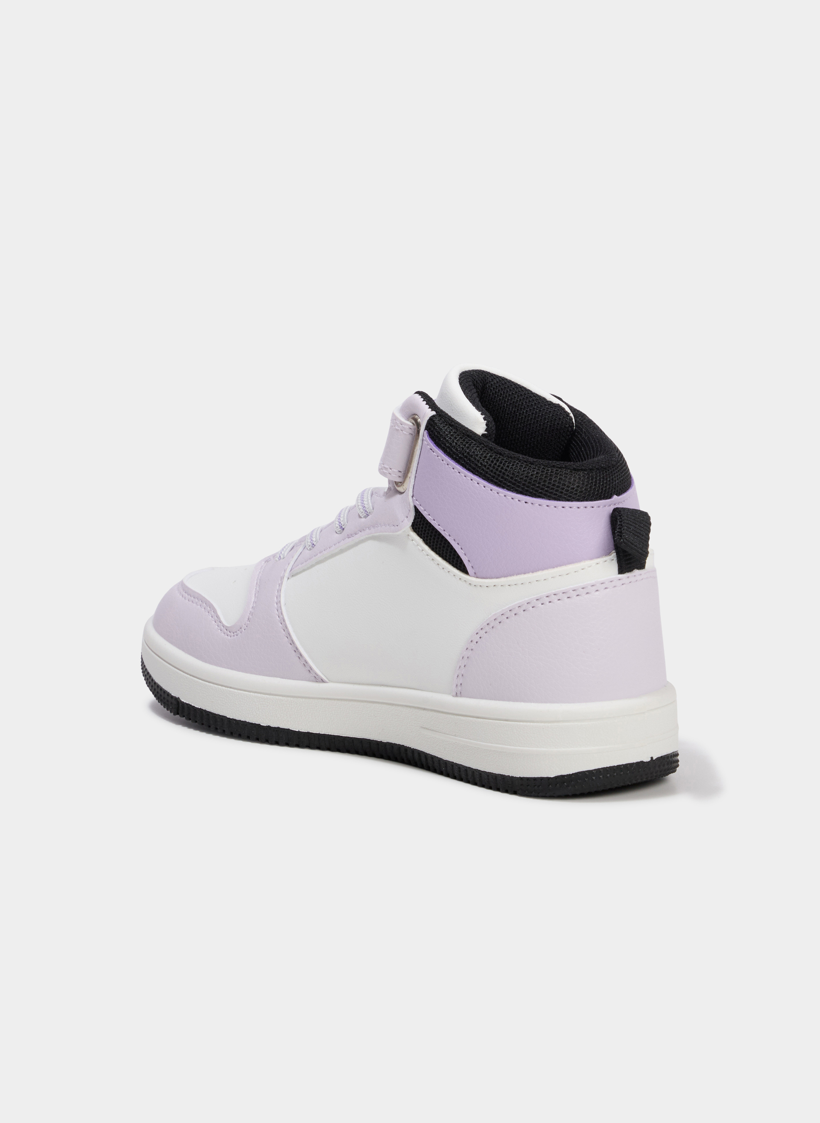 Baskets basses KURO_S_PF_BM_262 fille violet Hello Kitty Baskets basses KURO_S_PF_BM_262 fille violet Violet