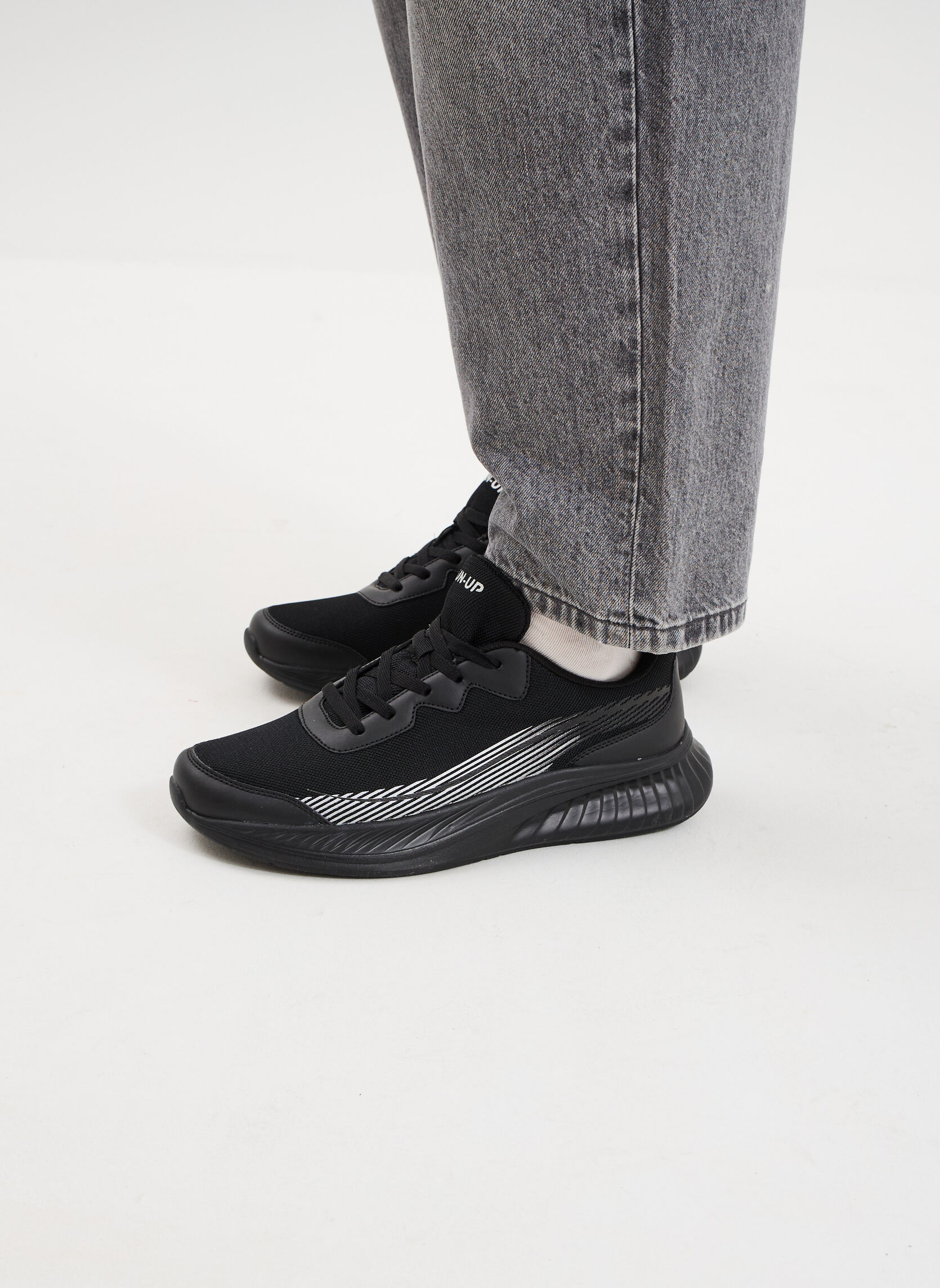 Baskets basses RSCHOOL_S_H_RUN_0_252 homme noir RUN_UP Baskets basses RSCHOOL_S_H_RUN_0_252 homme noir Noir