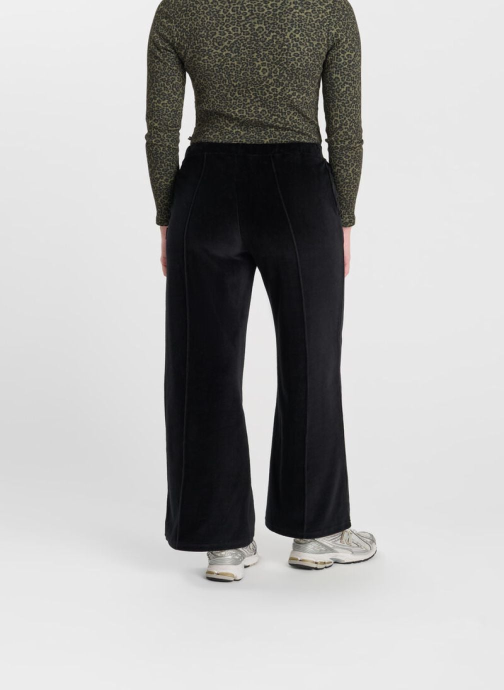 Pantalons Pantalon jogpant SIDYGI Black fille noir Le temps des cerises Pantalons Pantalon jogpant SIDYGI Black fille noir Noir