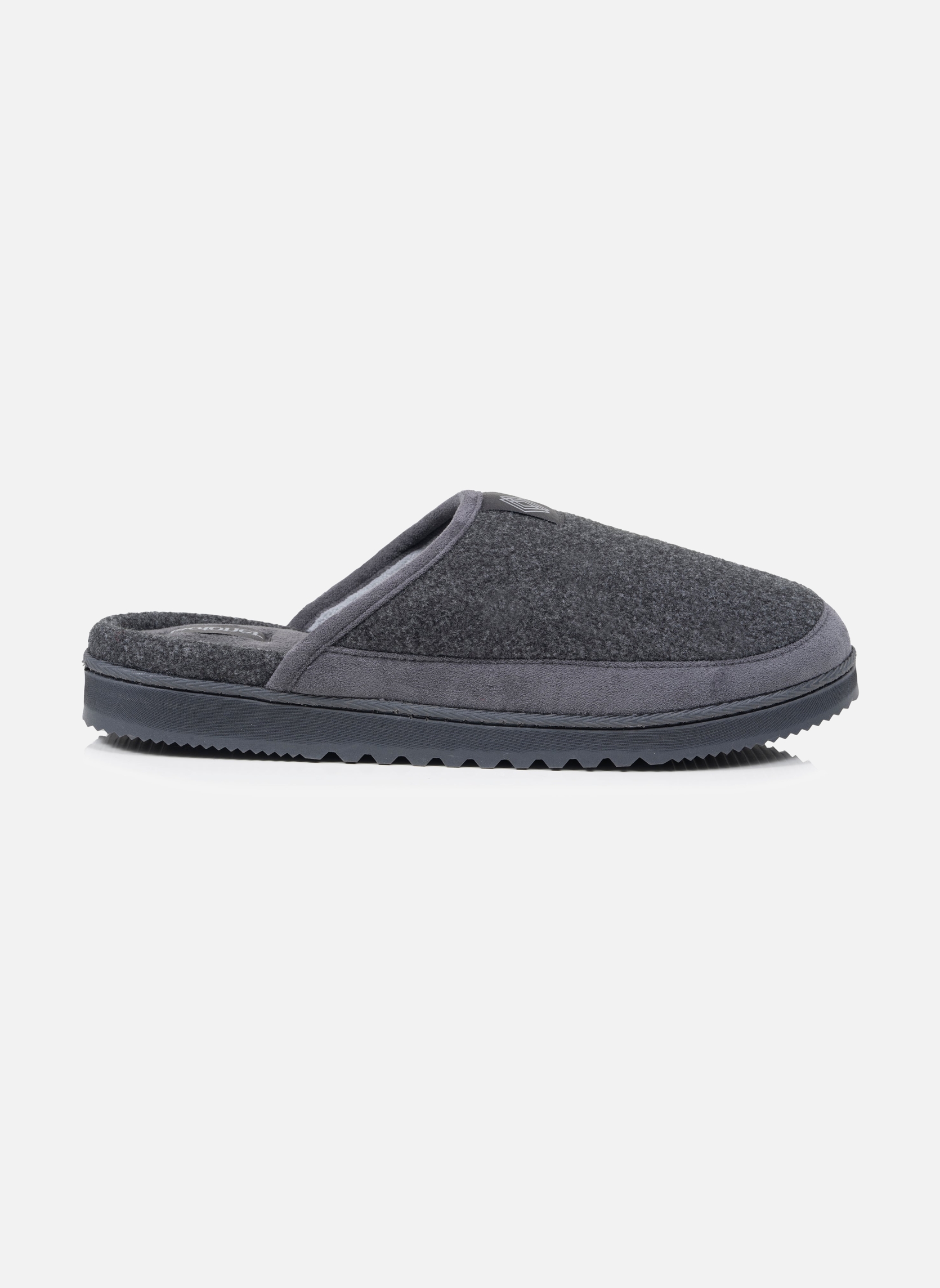 Chaussons Chaussons Mules Homme Camel semelle crantée homme gris Isotoner Chaussons Chaussons Mules Homme Camel semelle crantée homme gris Gris